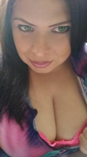 Lucyl escorts in East Riverdale
